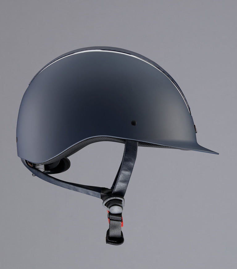 Horse riding deals helmets near me