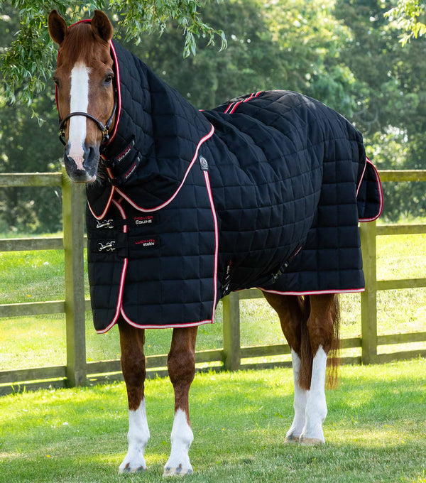 Lucanta 450g Stable Rug with Neck Cover